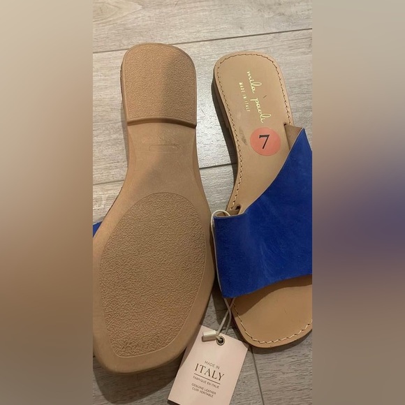 Blue suede sandals - Picture 2 of 3